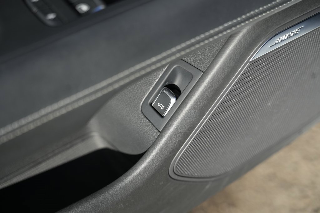 Used 2017 Audi RS 7 Prestige image 39