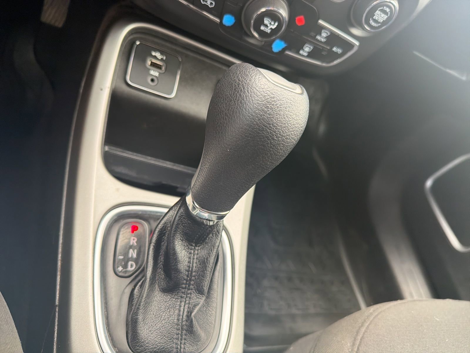 Used 2019 Jeep Compass Sport w/ Tech Group image 19