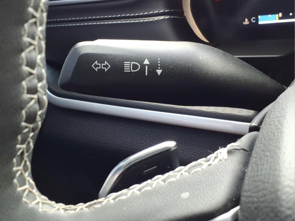 Used 2024 Jeep Grand Cherokee Altitude AWD/4WD image 29