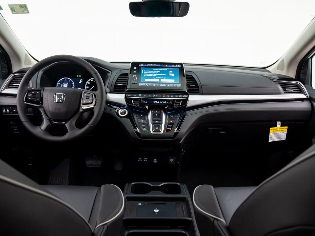 New 2026 Honda Odyssey Touring image 10