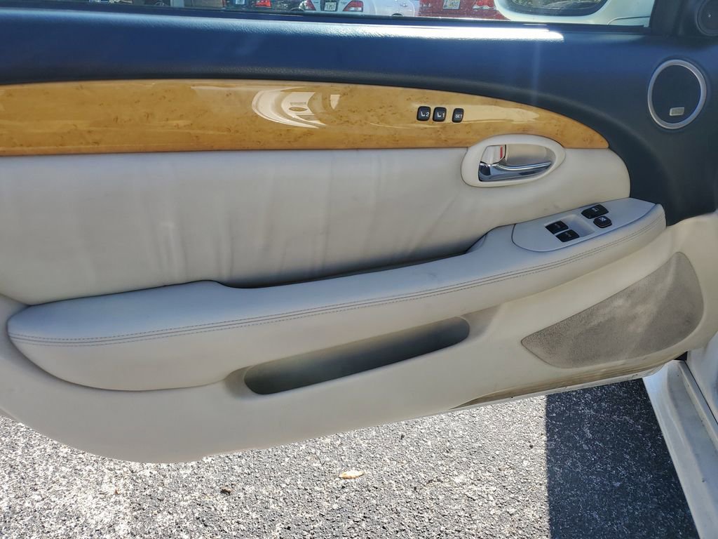 Used 2003 Lexus SC 430 Convertible image 20