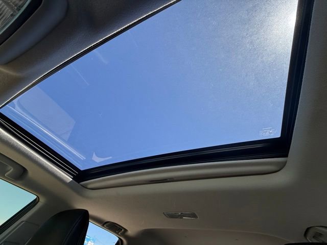 Used 2016 Toyota 4Runner Limited w/ Four Season Floor Mat Package image 11