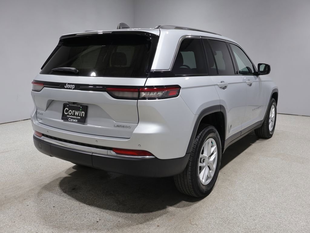 Used 2023 Jeep Grand Cherokee Laredo w/ Luxury Tech Group I AWD/4WD video 2