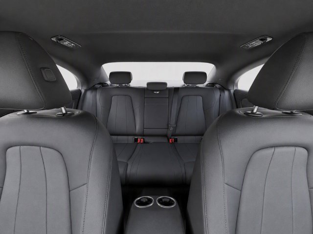Used 2025 Mercedes-Benz CLA 250 4MATIC image 22