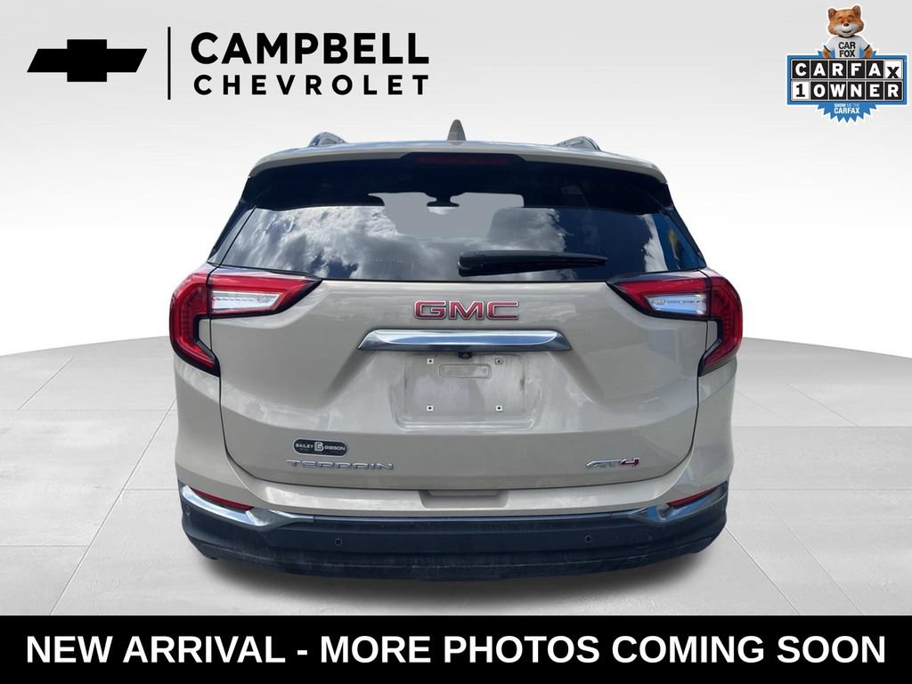 Used 2022 GMC Terrain AT4 w/ Tech Package AWD/4WD image 4