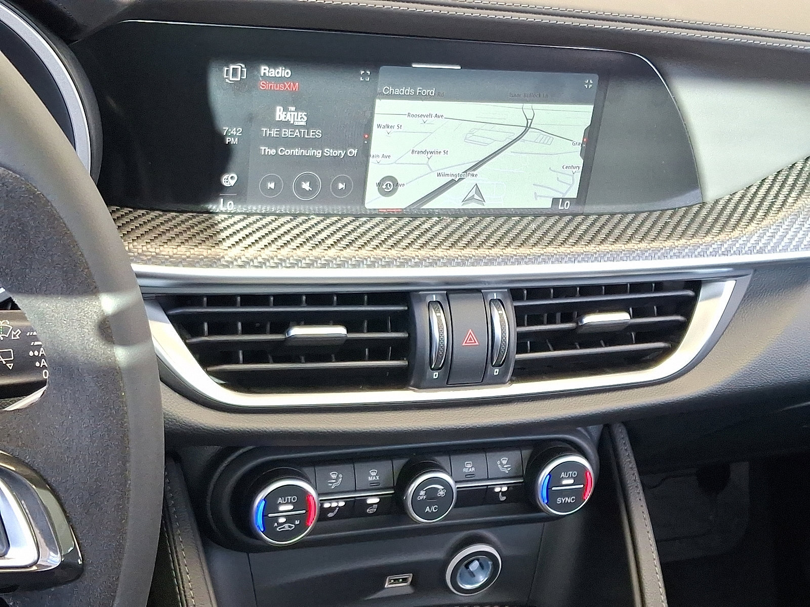 New 2024 Alfa Romeo Stelvio Quadrifoglio AWD/4WD image 12