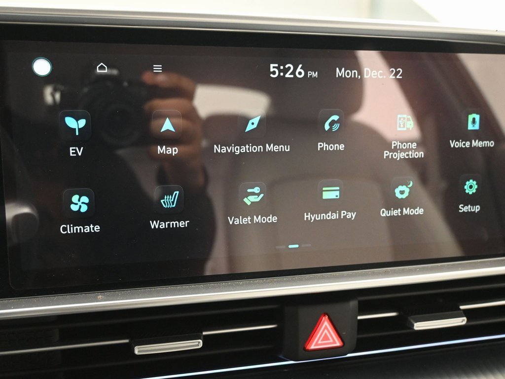 Used 2023 Hyundai Ioniq 6 SEL image 14