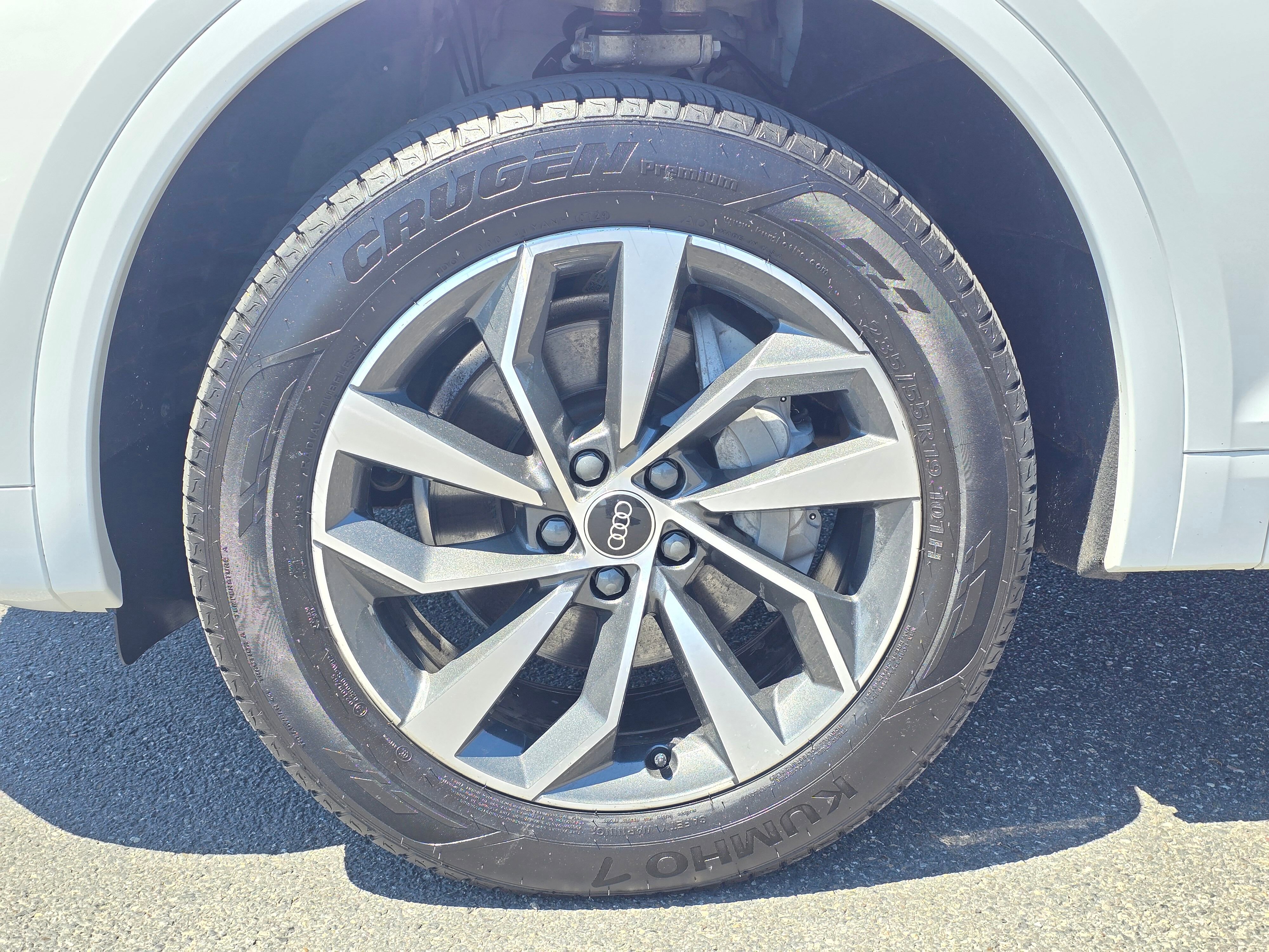 Used 2024 Audi Q5 2.0T Premium Plus AWD/4WD image 40