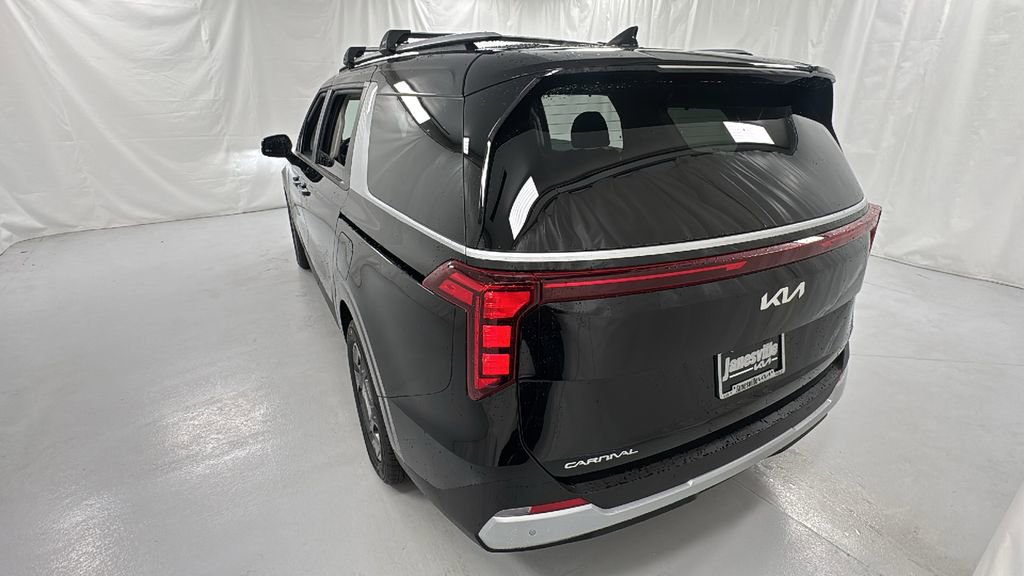 New 2026 Kia Carnival EX image 5