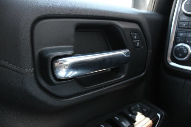 Used 2020 GMC Sierra 1500 Elevation w/ Elevation Value Package AWD/4WD image 7