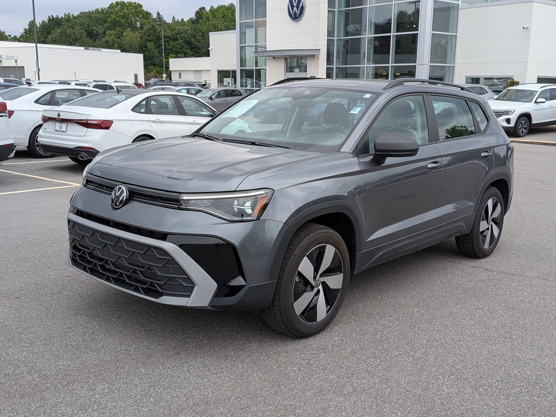 Used 2025 Volkswagen Taos S AWD/4WD image 7
