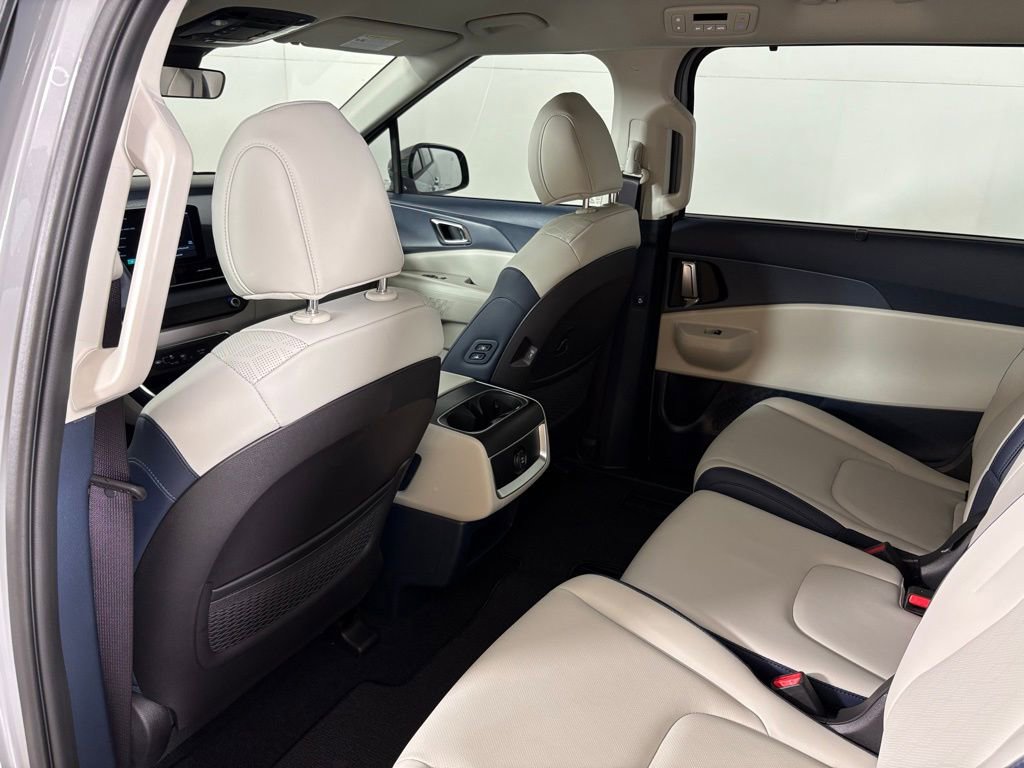 New 2026 Kia Carnival EX FWD image 38
