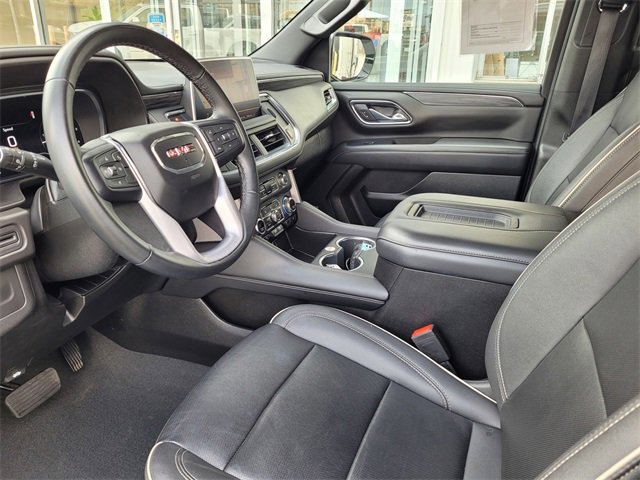 Used 2023 GMC Yukon SLT image 11