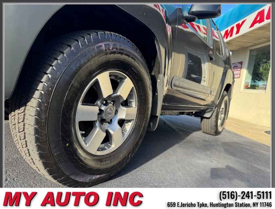 Used 2012 Nissan Xterra PRO-4X w/ Pro-4x Leather Pkg AWD/4WD image 10