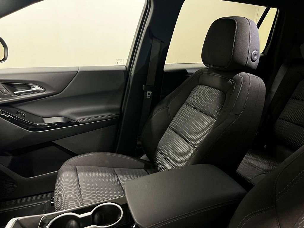 New 2026 Chevrolet Equinox LT w/ Safety and Technology Package image 24
