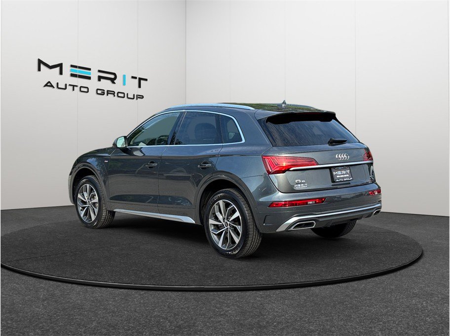 Used 2023 Audi Q5 2.0T Prestige w/ Prestige Package AWD/4WD image 6