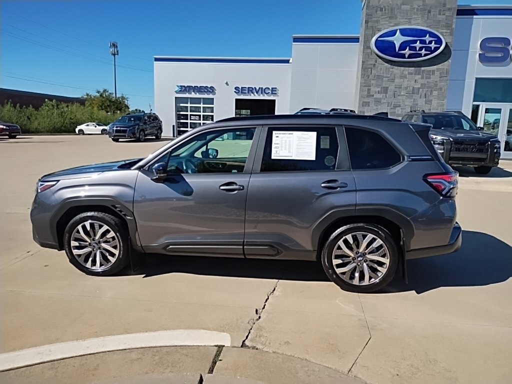 Used 2026 Subaru Forester Touring AWD/4WD image 8