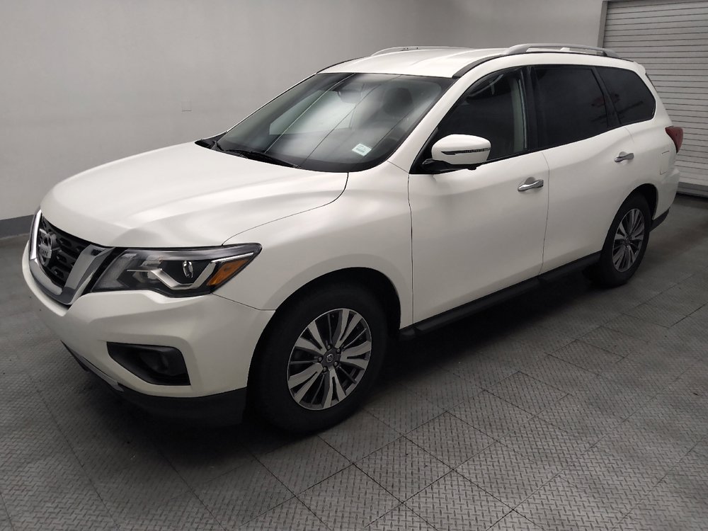 Used 2019 Nissan Pathfinder SL FWD image 2