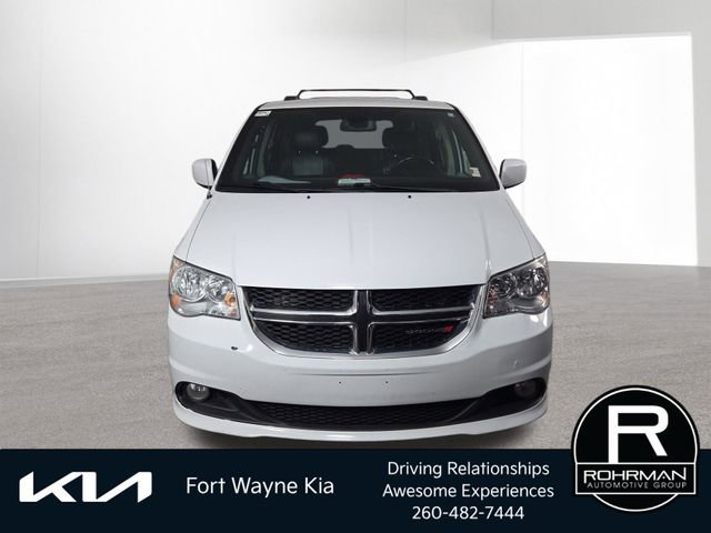 Used 2019 Dodge Grand Caravan SXT image 3