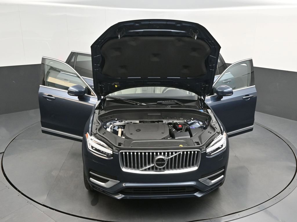 Certified 2023 Volvo XC90 B6 Plus w/ Protection Package Premier image 40