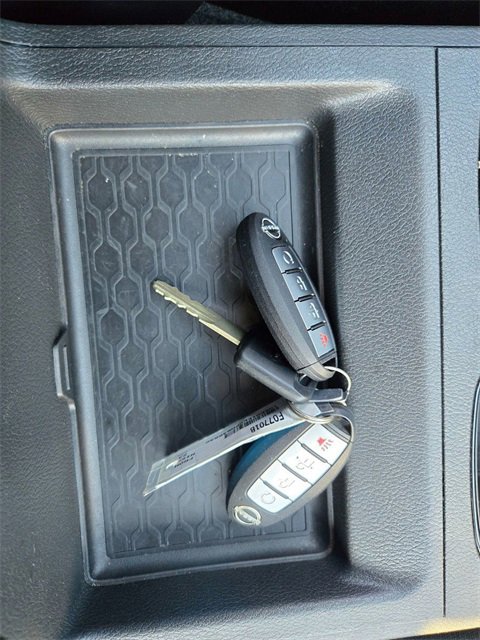 Used 2023 Nissan Frontier PRO-4X w/ Technology Package image 9