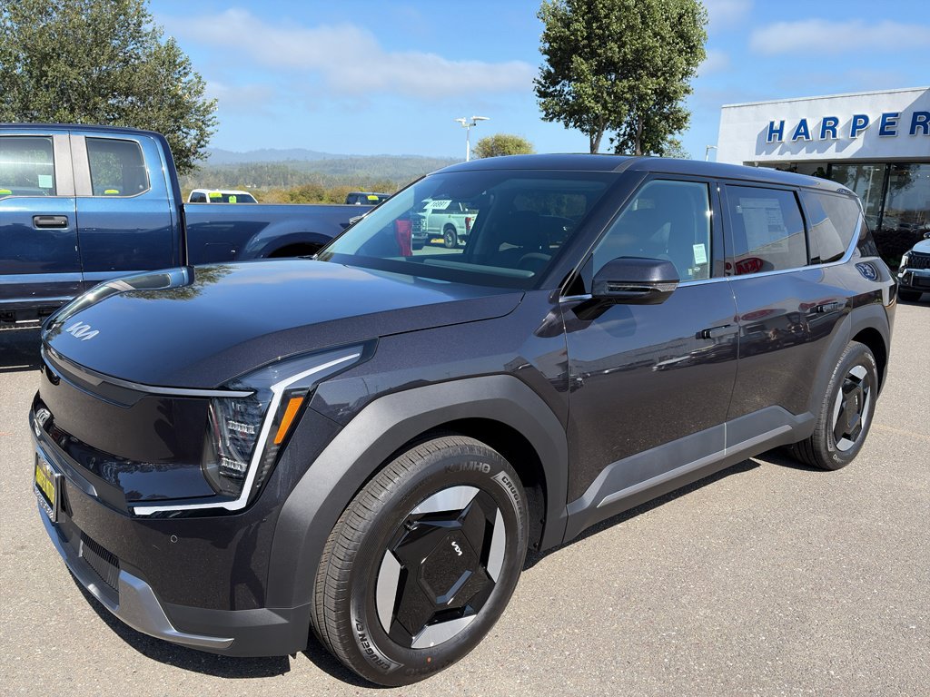 New 2026 Kia EV9 Light