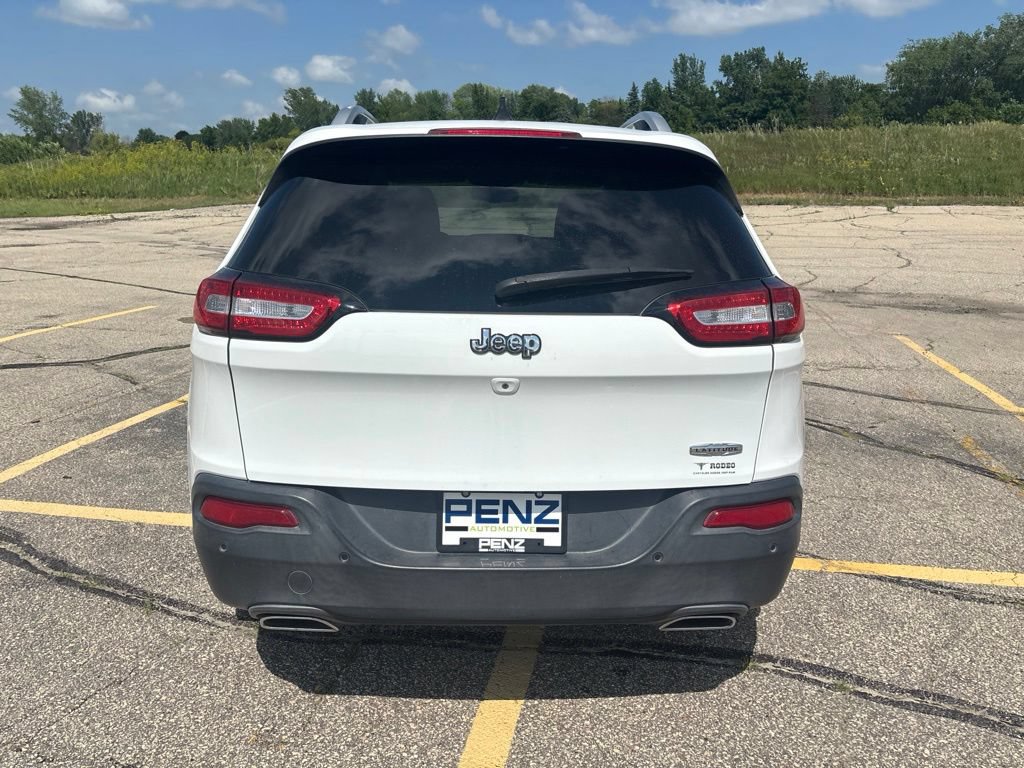 Used 2017 Jeep Cherokee Latitude w/ Comfort/Convenience Group FWD image 7