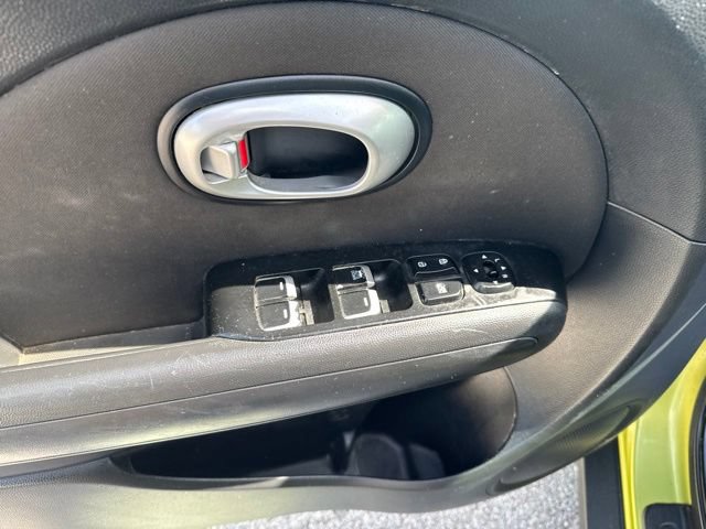 Used 2017 Kia Soul FWD image 18