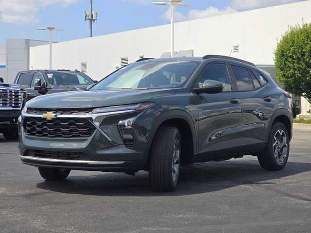 New 2026 Chevrolet Trax LT w/ LT Convenience Package FWD image 12