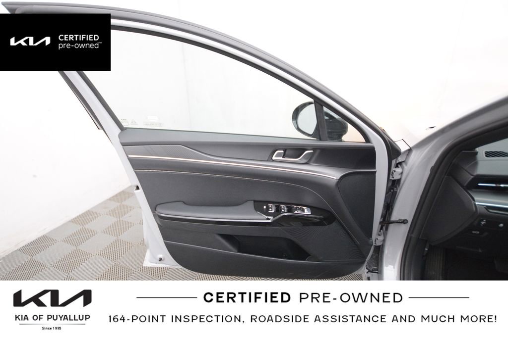 Certified 2025 Kia K5 GT-Line image 10