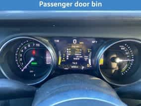 Used 2021 Jeep Wrangler Unlimited Sahara w/ Cold Weather Group image 15
