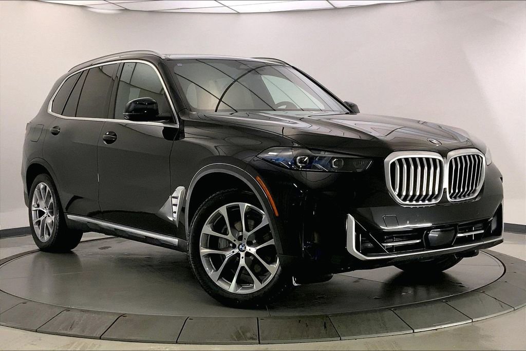 New 2026 BMW X5 xDrive40i w/ Premium Package image 11