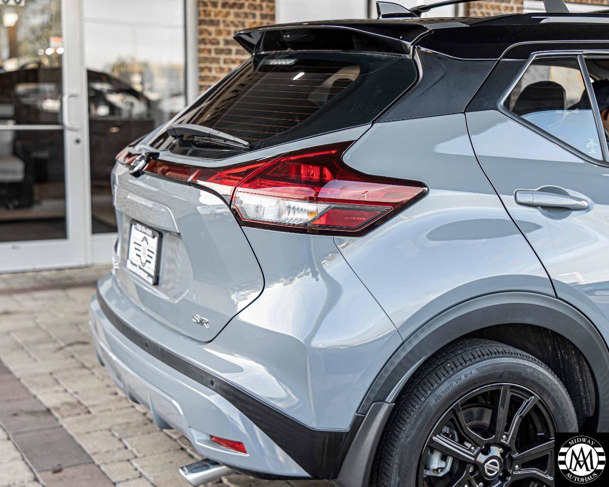 Used 2021 Nissan Kicks SR w/ SR Premium Package FWD image 54