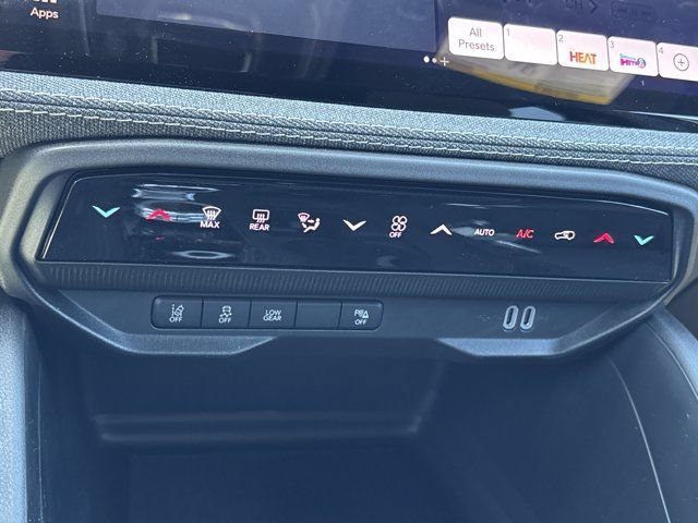 New 2026 Jeep Cherokee Laredo AWD/4WD image 30