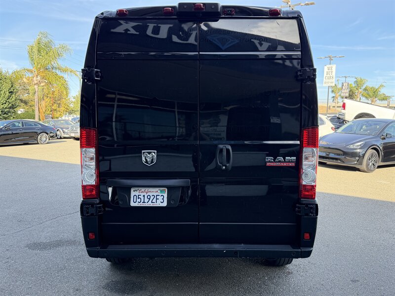 Used 2021 RAM ProMaster 2500 w/ Convenience Group FWD image 6