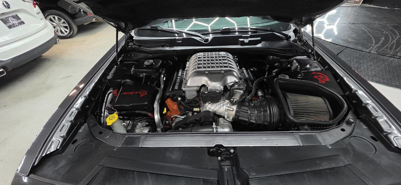 Used 2019 Dodge Challenger SRT Hellcat w/ Alcantara Appearance Package RWD image 20