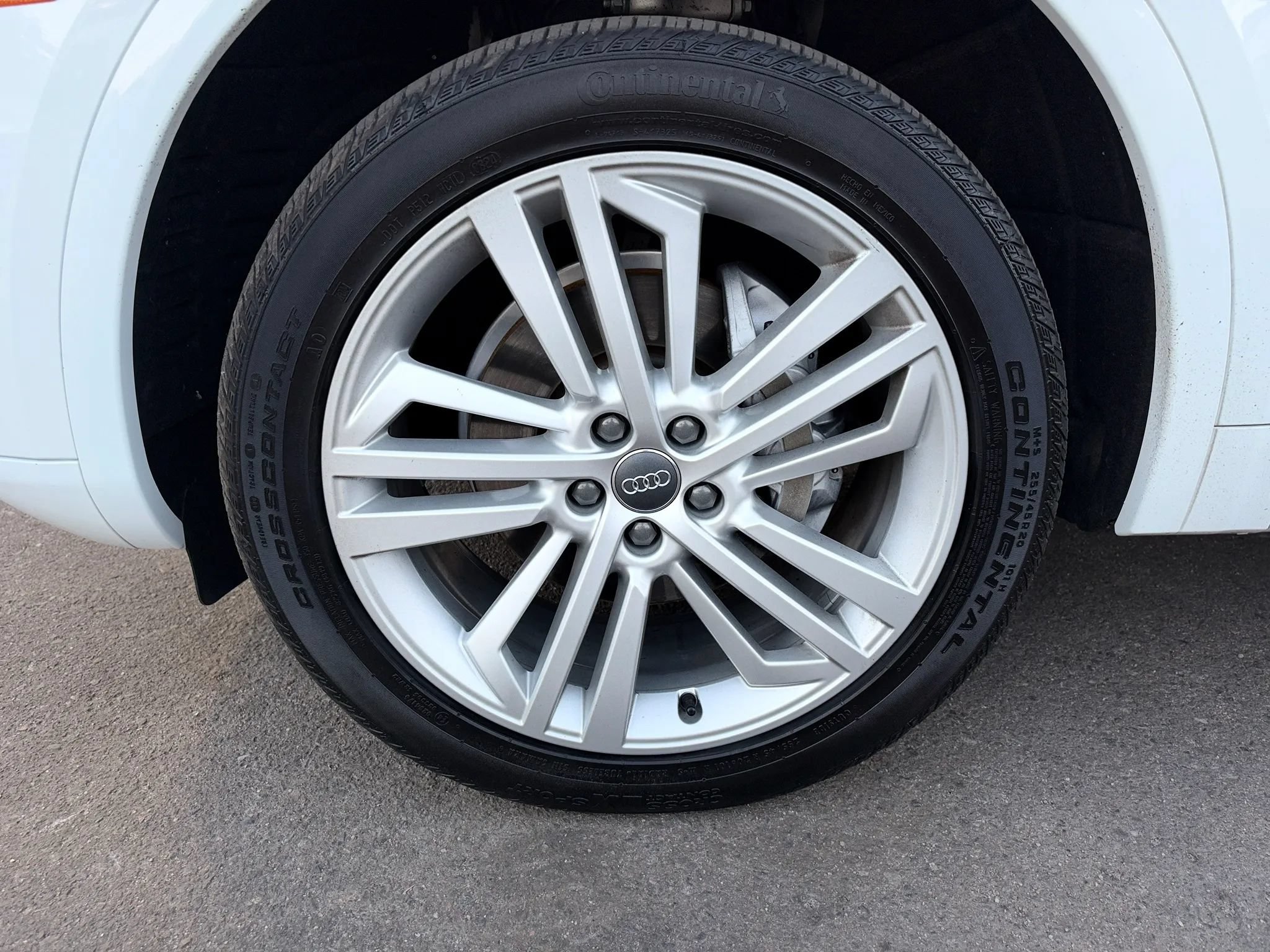 Used 2019 Audi Q5 2.0T Premium Plus w/ Premium Plus Package AWD/4WD image 39