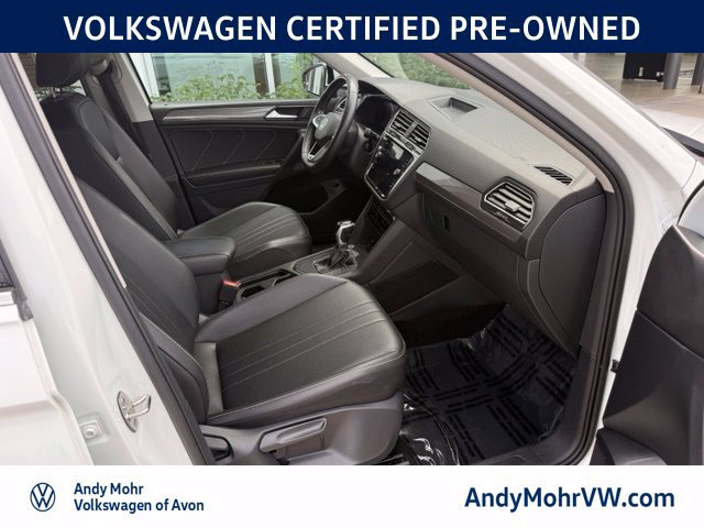 Used 2024 Volkswagen Tiguan SE FWD image 17