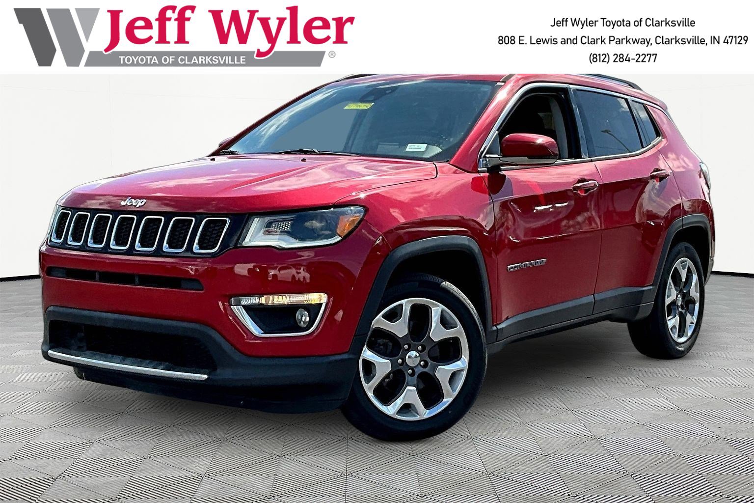 Used 2018 Jeep Compass Limited w/ Navigation Group FWD image 1