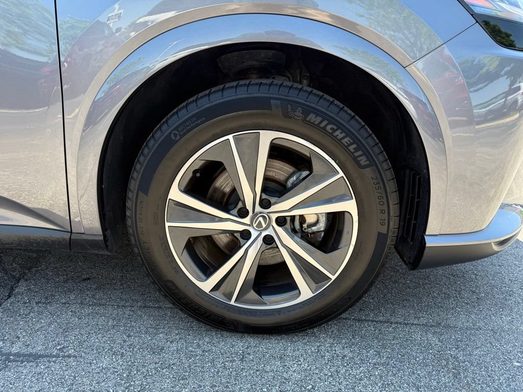 Used 2023 Lexus RX 350h w/ Accessory Package (2T) AWD/4WD image 26
