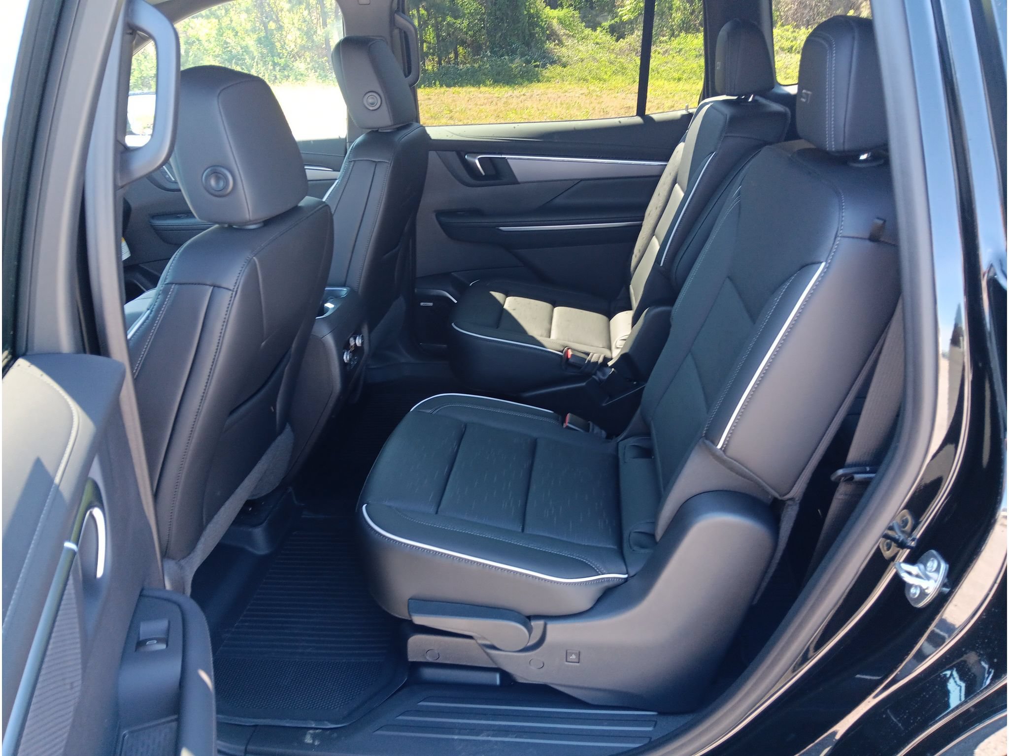 New 2026 Buick Enclave Sport Touring w/ Power Package FWD image 13