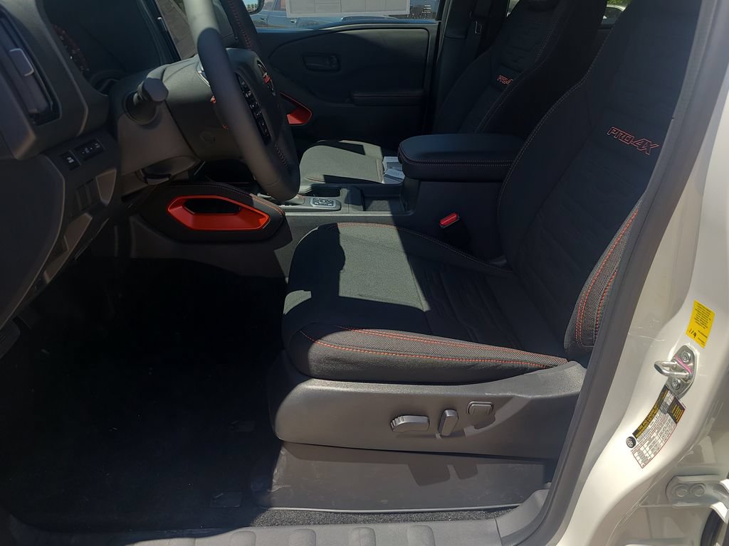 New 2026 Nissan Frontier PRO-4X w/ Tow Package AWD/4WD image 12