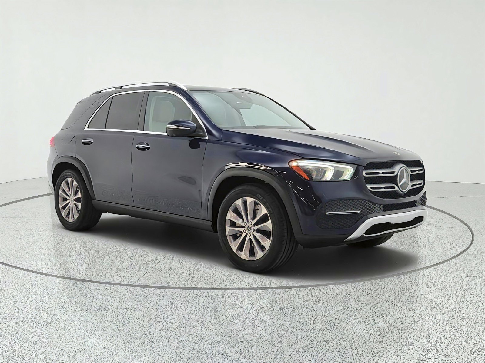 Used 2022 Mercedes-Benz GLE 350 image 3