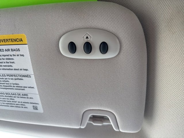 Used 2021 Ford Edge SEL w/ Convenience Package image 40