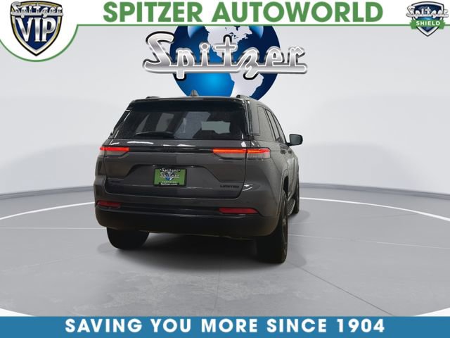 Used 2025 Jeep Grand Cherokee Limited w/ Black Appearance Package image 10