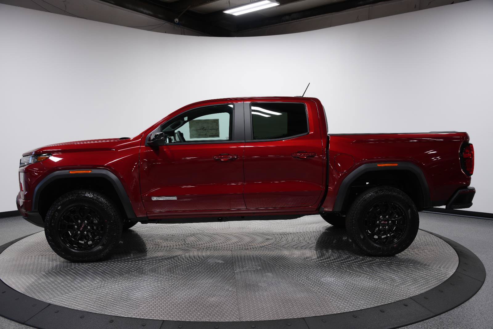New 2026 GMC Canyon Elevation RWD image 4
