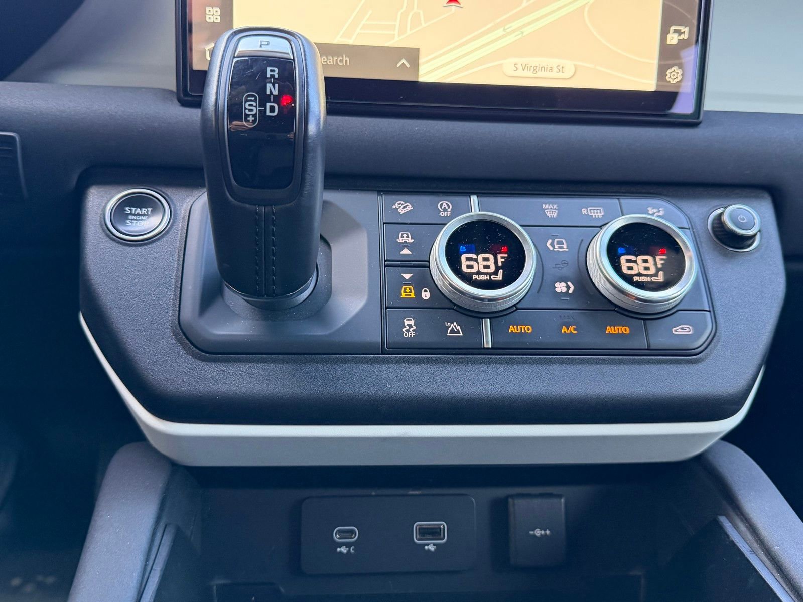 Used 2023 Land Rover Defender 130 S image 19