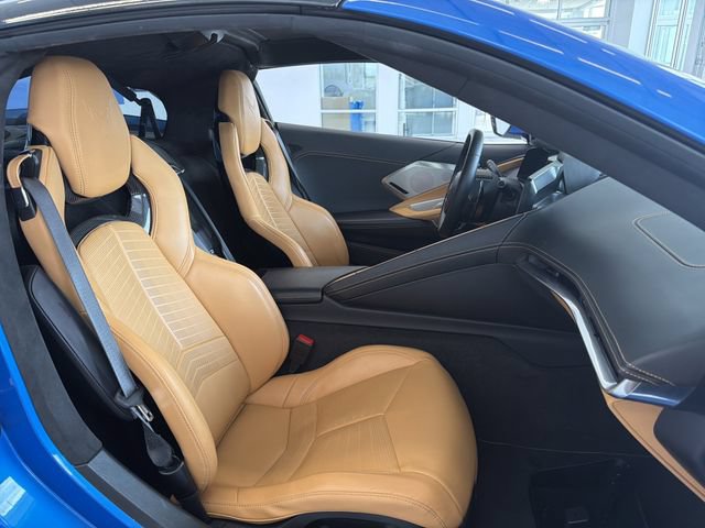 Used 2025 Chevrolet Corvette Stingray Premium Cpe w/ 3LT RWD image 10