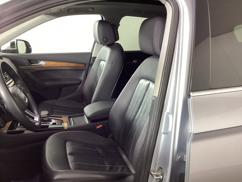 Used 2021 Audi Q5 Premium Plus image 15