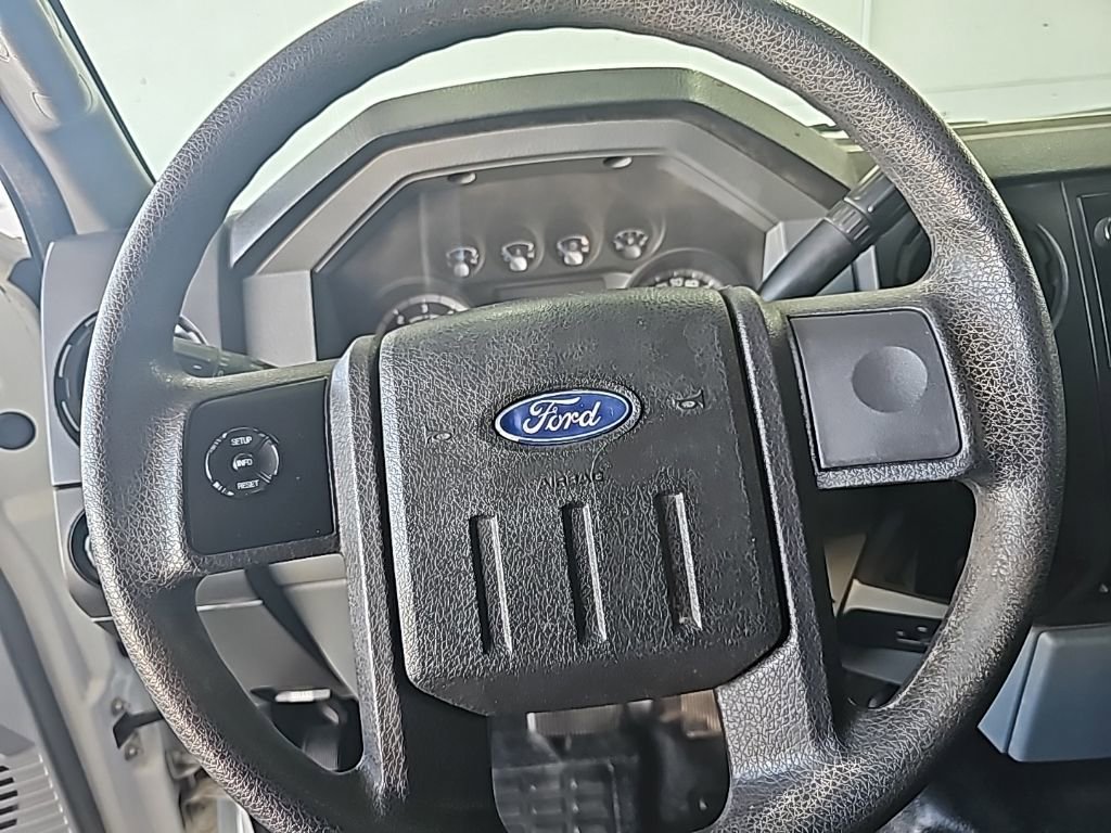 Used 2013 Ford F550 2WD Regular Cab Super Duty w/ Payload Upgrade Pkg image 10